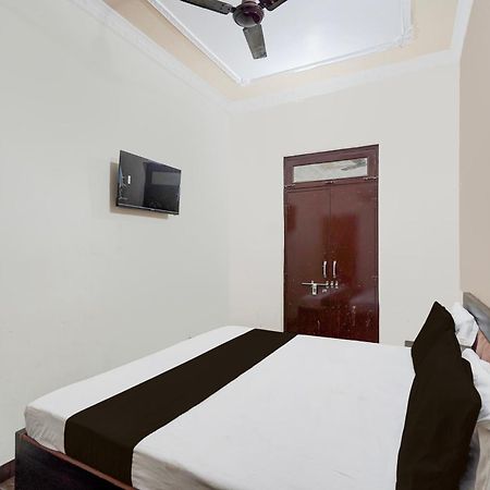 Oyo Hotel Maharaja Palace ميروت المظهر الخارجي الصورة