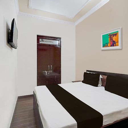 Oyo Hotel Maharaja Palace ميروت المظهر الخارجي الصورة