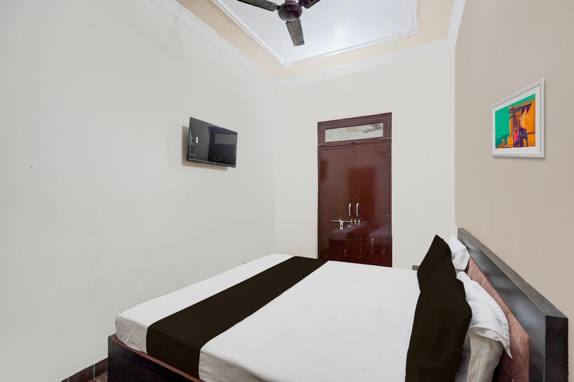 Oyo Hotel Maharaja Palace ميروت المظهر الخارجي الصورة