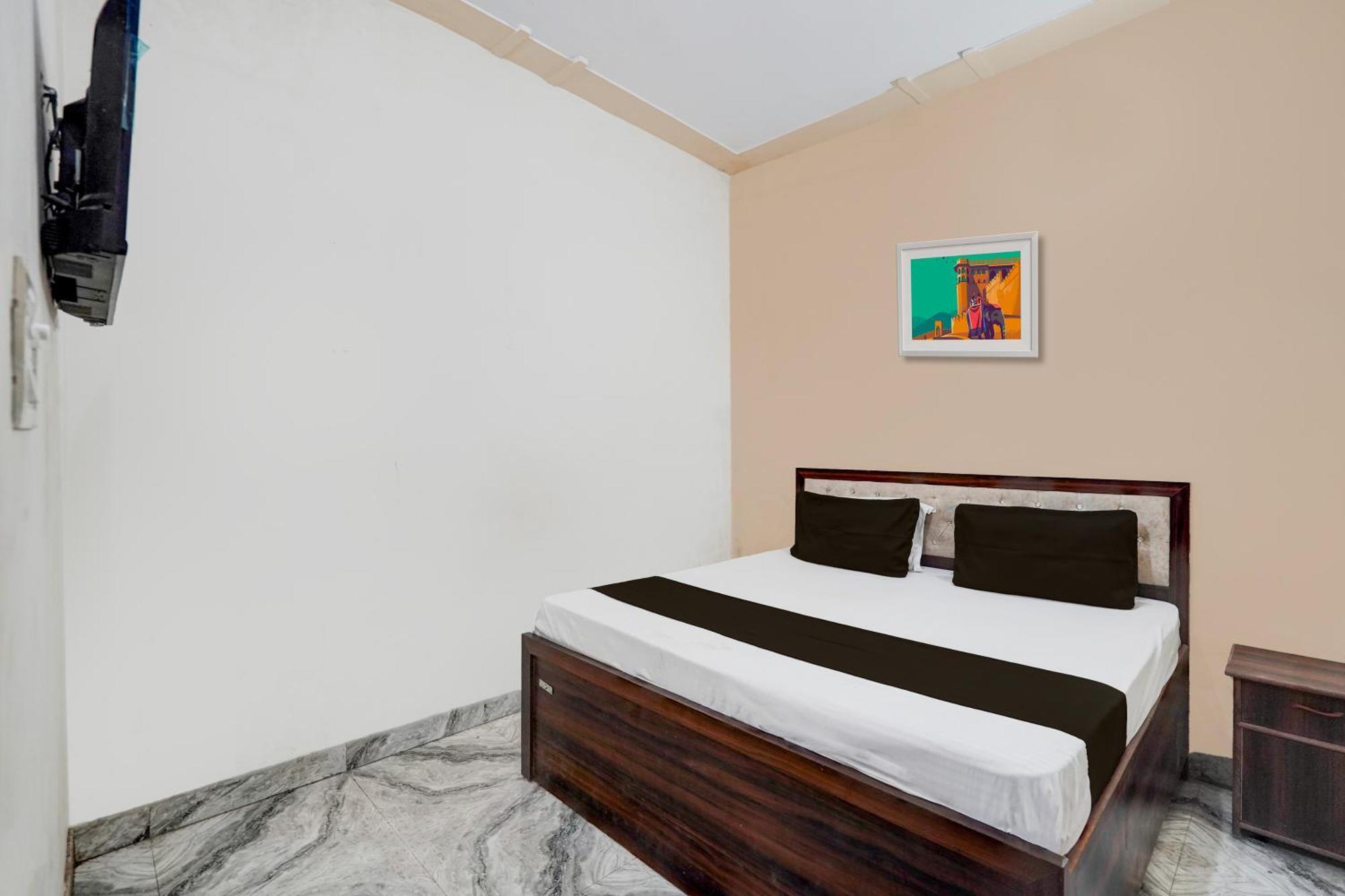 Oyo Hotel Maharaja Palace ميروت المظهر الخارجي الصورة
